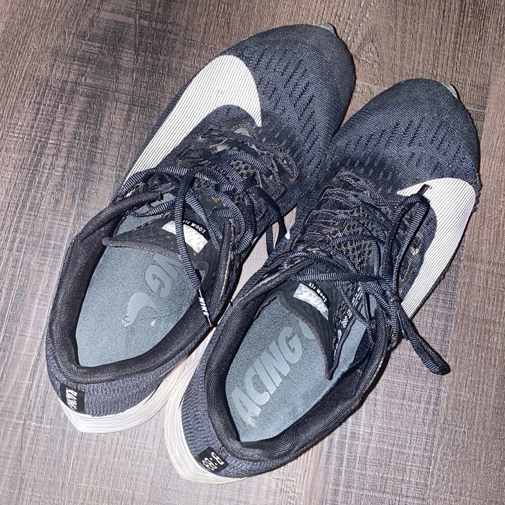 MEN size 10 Nike zoom fly